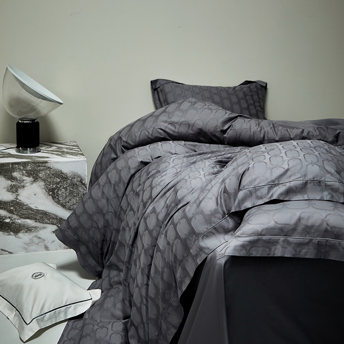 91家纺网 家纺一手货源 找家纺 群鹿蚕丝羽绒馆 2025新款100%全棉高支高密100S花边埋绳四件套-爱丽斯系列 爱丽丝-伊索029