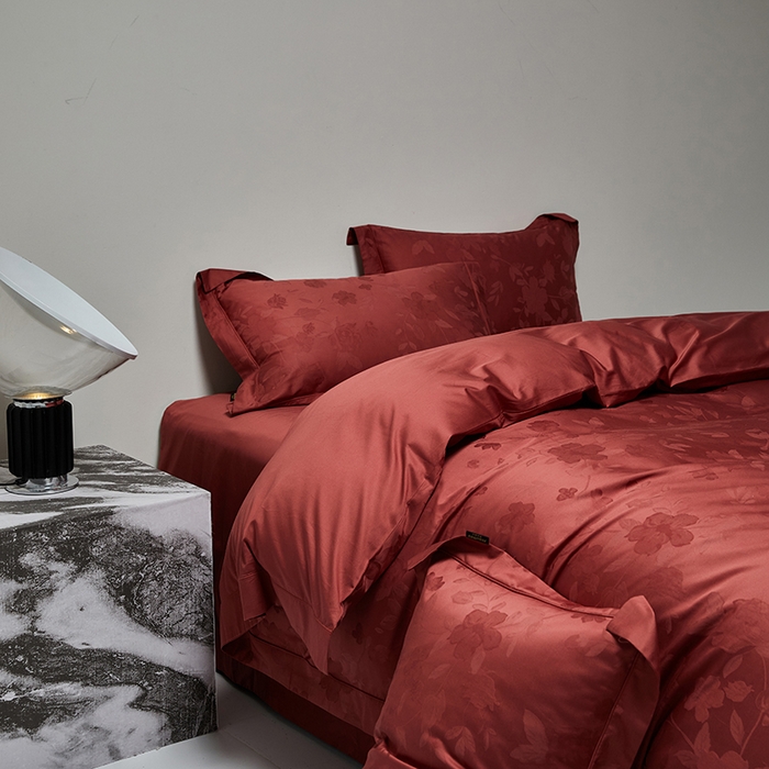 91家纺网 家纺一手货源 找家纺 群鹿蚕丝羽绒馆 2025新款100%全棉高支高密100S花边埋绳四件套-爱丽斯系列 爱丽丝 076倾城