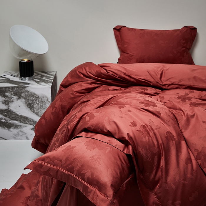 91家纺网 家纺一手货源 找家纺 群鹿蚕丝羽绒馆 2025新款100%全棉高支高密100S花边埋绳四件套-爱丽斯系列 爱丽丝 076倾城