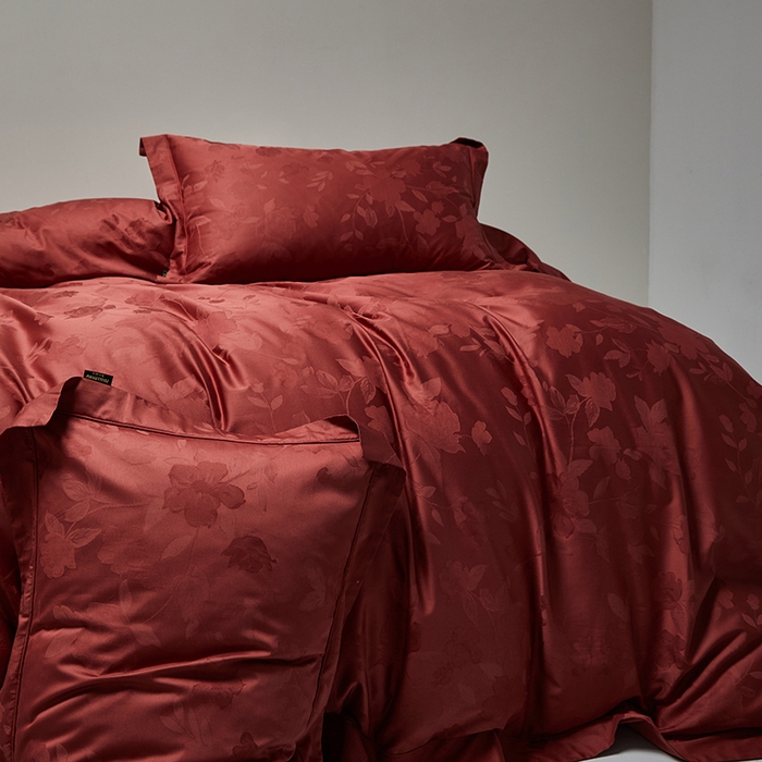 91家纺网 家纺一手货源 找家纺 群鹿蚕丝羽绒馆 2025新款100%全棉高支高密100S花边埋绳四件套-爱丽斯系列 爱丽丝 076倾城