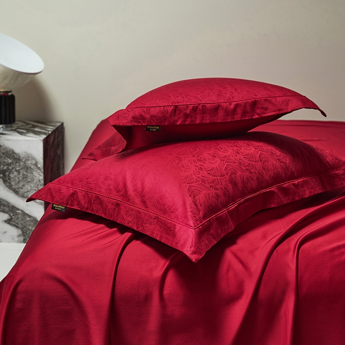 91家纺网 家纺一手货源 找家纺 群鹿蚕丝羽绒馆 2025新款100%全棉高支高密100S花边埋绳四件套-爱丽斯系列 爱丽丝-062清风