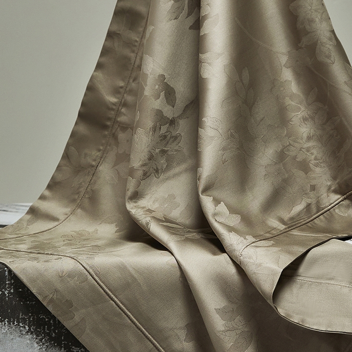 91家纺网 家纺一手货源 找家纺 群鹿蚕丝羽绒馆 2025新款100%全棉高支高密100S花边埋绳四件套-爱丽斯系列 爱丽丝-066洛凡