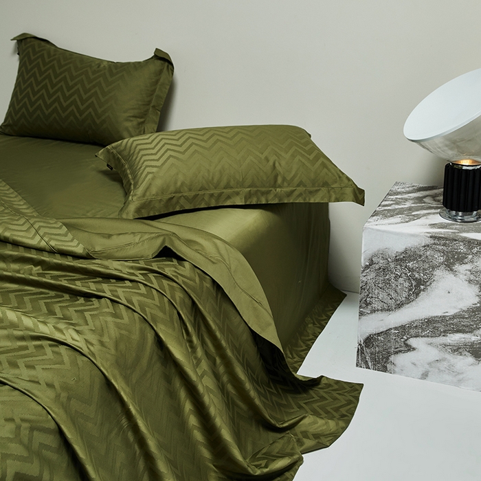 91家纺网 家纺一手货源 找家纺 群鹿蚕丝羽绒馆 2025新款100%全棉高支高密100S花边埋绳四件套-爱丽斯系列 爱丽丝-温妮莎013