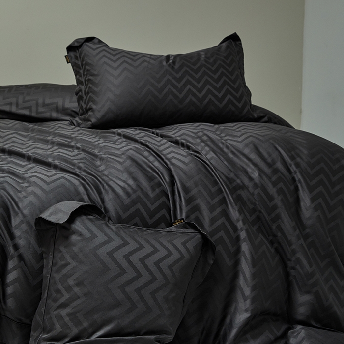 91家纺网 家纺一手货源 找家纺 群鹿蚕丝羽绒馆 2025新款100%全棉高支高密100S花边埋绳四件套-爱丽斯系列 爱丽丝-温妮莎031