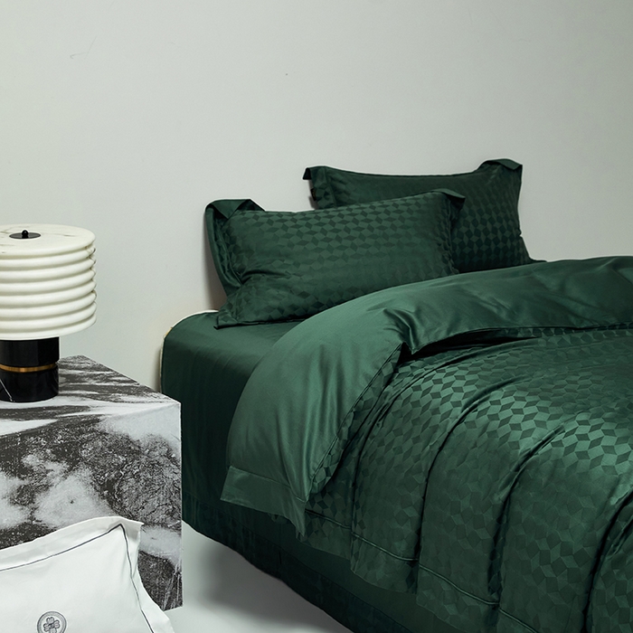 91家纺网 家纺一手货源 找家纺 群鹿蚕丝羽绒馆 2025新款100%全棉高支高密100S花边埋绳四件套-爱丽斯系列 爱丽丝-雾都伦敦012