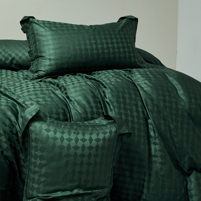 91家纺网 家纺一手货源 找家纺 群鹿蚕丝羽绒馆 2025新款100%全棉高支高密100S花边埋绳四件套-爱丽斯系列 爱丽丝-雾都伦敦012