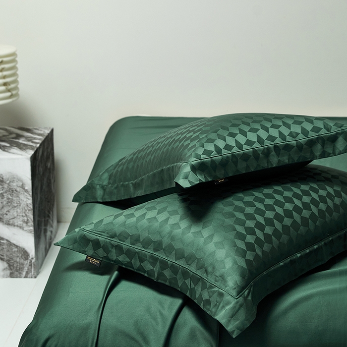 91家纺网 家纺一手货源 找家纺 群鹿蚕丝羽绒馆 2025新款100%全棉高支高密100S花边埋绳四件套-爱丽斯系列 爱丽丝-雾都伦敦012