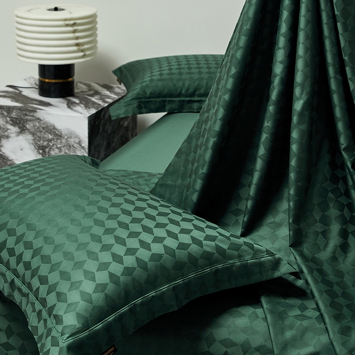 91家纺网 家纺一手货源 找家纺 群鹿蚕丝羽绒馆 2025新款100%全棉高支高密100S花边埋绳四件套-爱丽斯系列 爱丽丝-雾都伦敦012