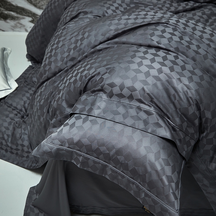 91家纺网 家纺一手货源 找家纺 群鹿蚕丝羽绒馆 2025新款100%全棉高支高密100S花边埋绳四件套-爱丽斯系列 爱丽丝-雾都伦敦029