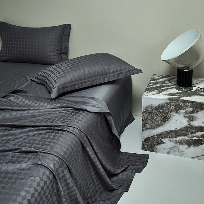 91家纺网 家纺一手货源 找家纺 群鹿蚕丝羽绒馆 2025新款100%全棉高支高密100S花边埋绳四件套-爱丽斯系列 爱丽丝-雾都伦敦029