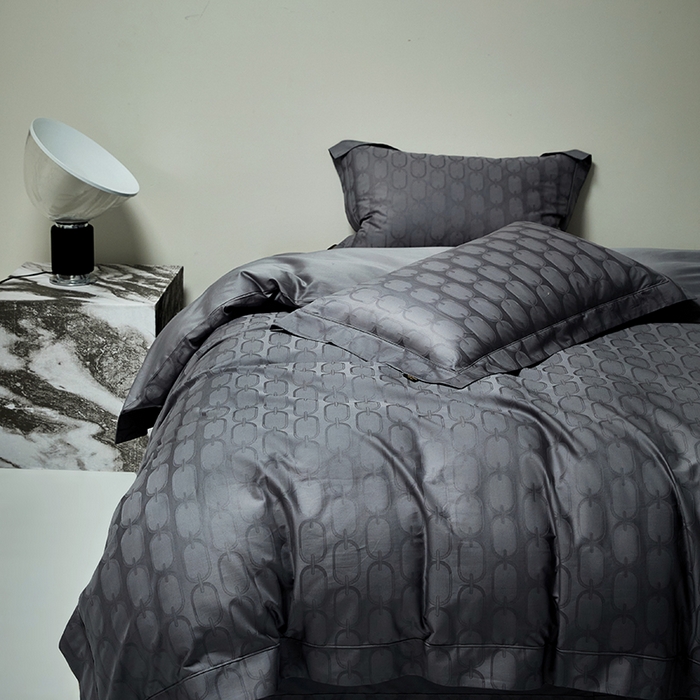 91家纺网 家纺一手货源 找家纺 群鹿蚕丝羽绒馆 2025新款100%全棉高支高密100S花边埋绳四件套-爱丽斯系列 爱丽丝-伊索029