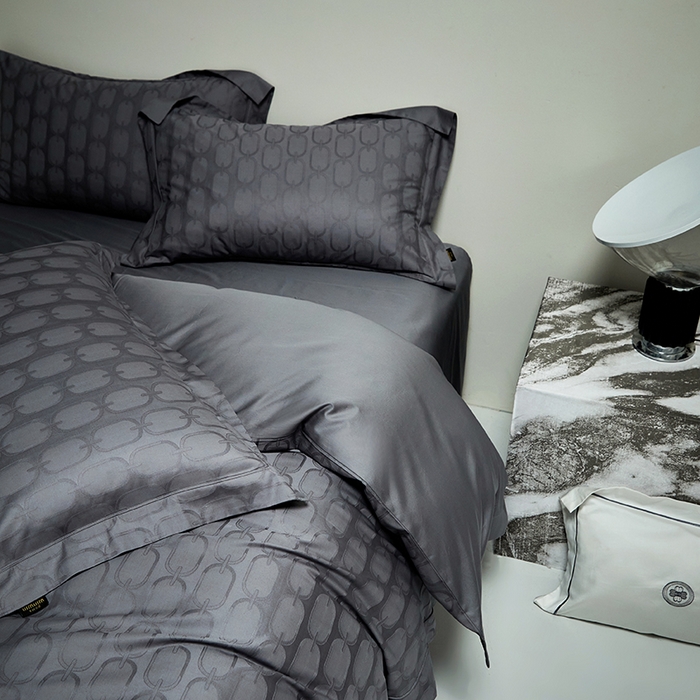 91家纺网 家纺一手货源 找家纺 群鹿蚕丝羽绒馆 2025新款100%全棉高支高密100S花边埋绳四件套-爱丽斯系列 爱丽丝-伊索029