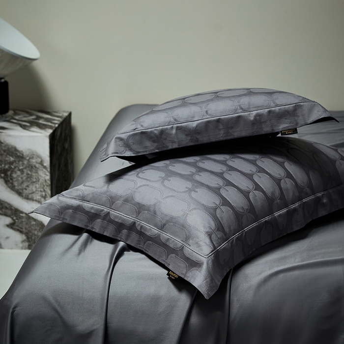 91家纺网 家纺一手货源 找家纺 群鹿蚕丝羽绒馆 2025新款100%全棉高支高密100S花边埋绳四件套-爱丽斯系列 爱丽丝-伊索029