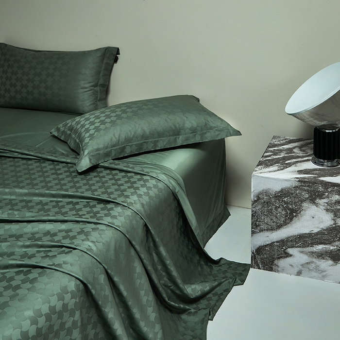 91家纺网 家纺一手货源 找家纺 群鹿蚕丝羽绒馆 2025新款100%全棉高支高密100S花边埋绳四件套-爱丽斯系列 爱丽丝-月石浪漫011