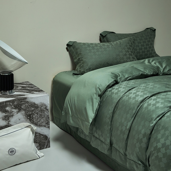 91家纺网 家纺一手货源 找家纺 群鹿蚕丝羽绒馆 2025新款100%全棉高支高密100S花边埋绳四件套-爱丽斯系列 爱丽丝-月石浪漫011