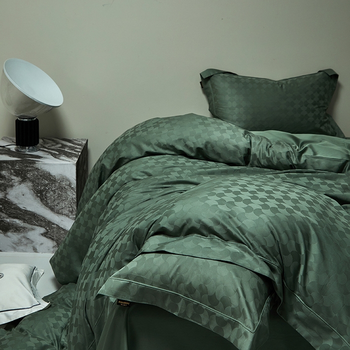 91家纺网 家纺一手货源 找家纺 群鹿蚕丝羽绒馆 2025新款100%全棉高支高密100S花边埋绳四件套-爱丽斯系列 爱丽丝-月石浪漫011