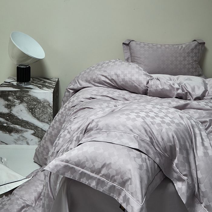 91家纺网 家纺一手货源 找家纺 群鹿蚕丝羽绒馆 2025新款100%全棉高支高密100S花边埋绳四件套-爱丽斯系列 爱丽丝-月石浪漫051