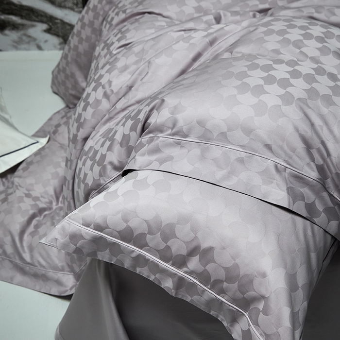 91家纺网 家纺一手货源 找家纺 群鹿蚕丝羽绒馆 2025新款100%全棉高支高密100S花边埋绳四件套-爱丽斯系列 爱丽丝-月石浪漫051