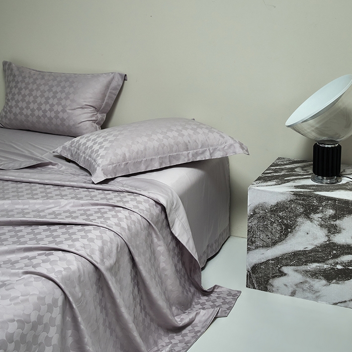 91家纺网 家纺一手货源 找家纺 群鹿蚕丝羽绒馆 2025新款100%全棉高支高密100S花边埋绳四件套-爱丽斯系列 爱丽丝-月石浪漫051