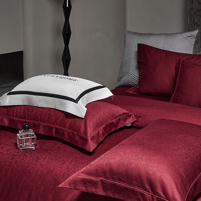 91家纺网 家纺一手货源 找家纺 群鹿蚕丝羽绒馆 2025新款100%全棉高支高密100S花边埋绳四件套-爱丽斯系列 爱丽丝-木冉069