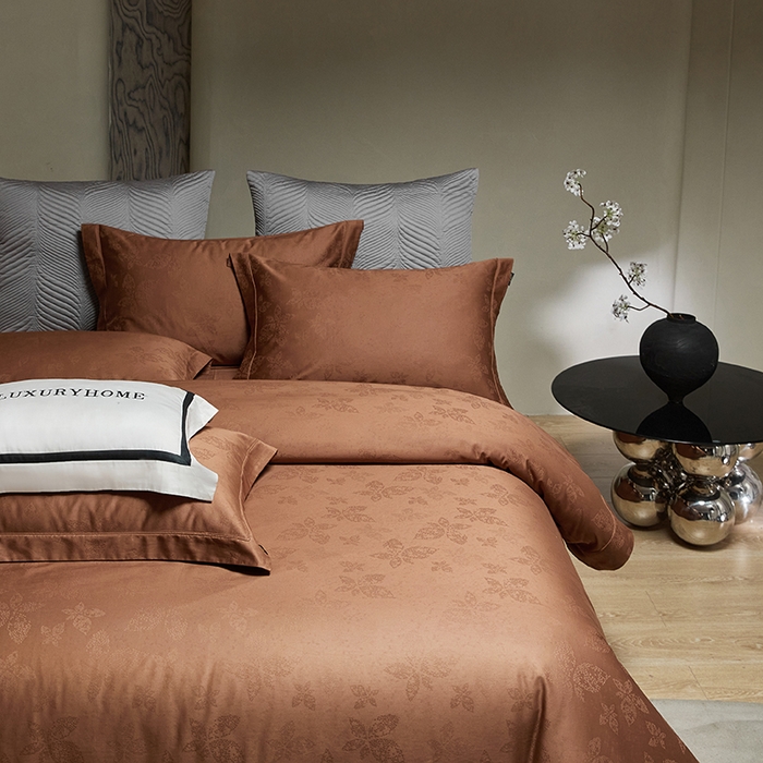 91家纺网 家纺一手货源 找家纺 群鹿蚕丝羽绒馆 2025新款100%全棉高支高密100S花边埋绳四件套-爱丽斯系列 爱丽丝-星曼043