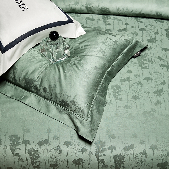 91家纺网 家纺一手货源 找家纺 群鹿蚕丝羽绒馆 2025新款100%全棉高支高密100S花边埋绳四件套-爱丽斯系列 爱丽丝-逸竹011