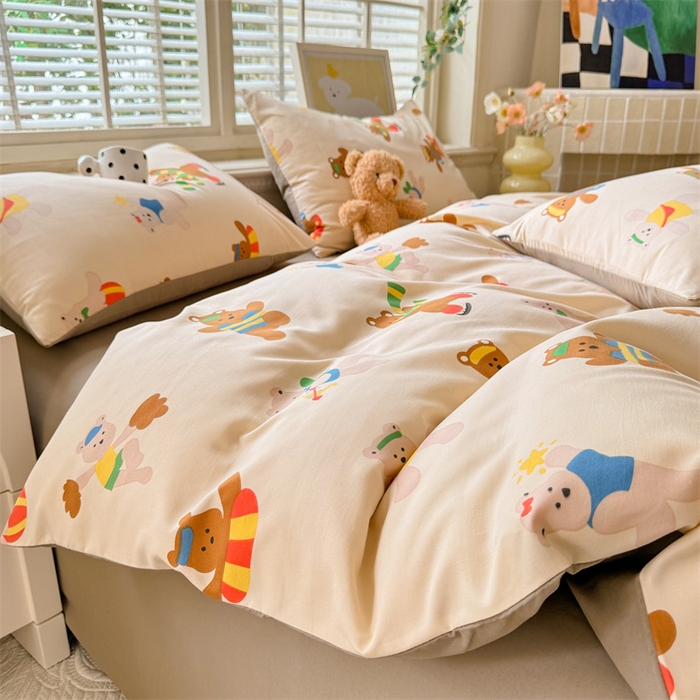 91家纺网 家纺一手货源 找家纺 多品家纺 2025新款超柔云感水洗棉学生单被套款 欢乐世界