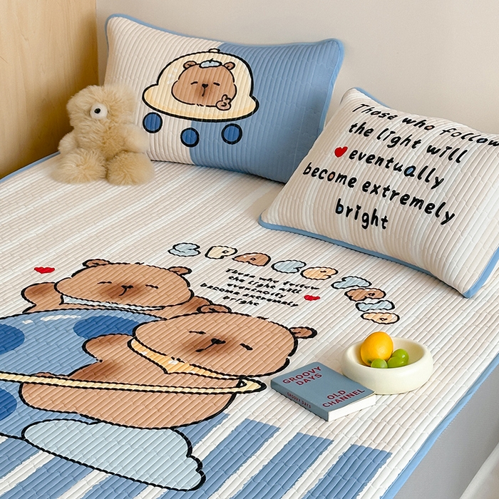 91家纺网 家纺一手货源 找家纺 RYB红黄兰 2025新款ins设计师原创大版小清新软凉席席子 宇宙卡皮巴拉