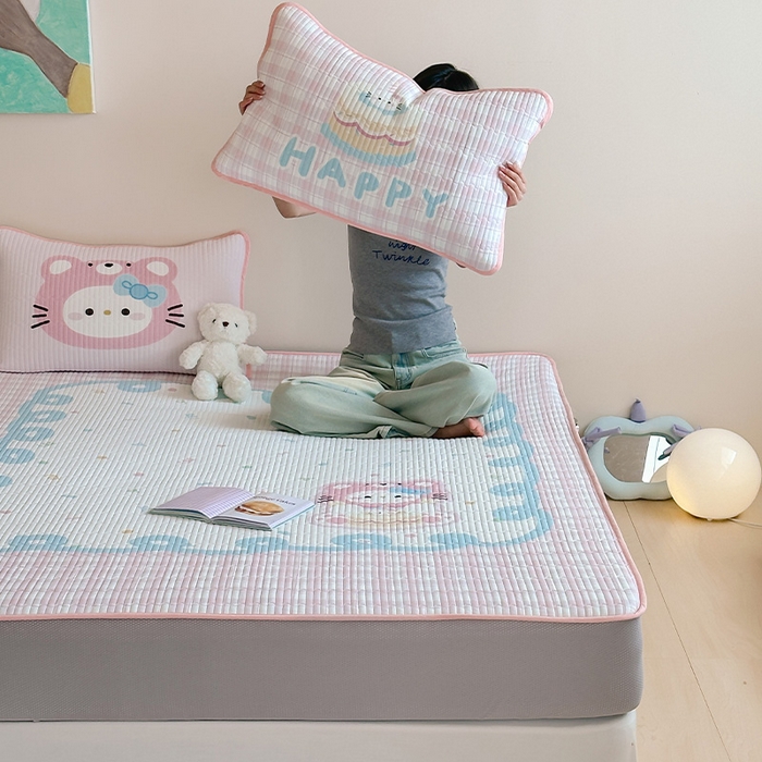 91家纺网 家纺一手货源 找家纺 RYB红黄兰 2025新款ins设计师原创大版小清新软凉席席子 蛋糕小奶猫