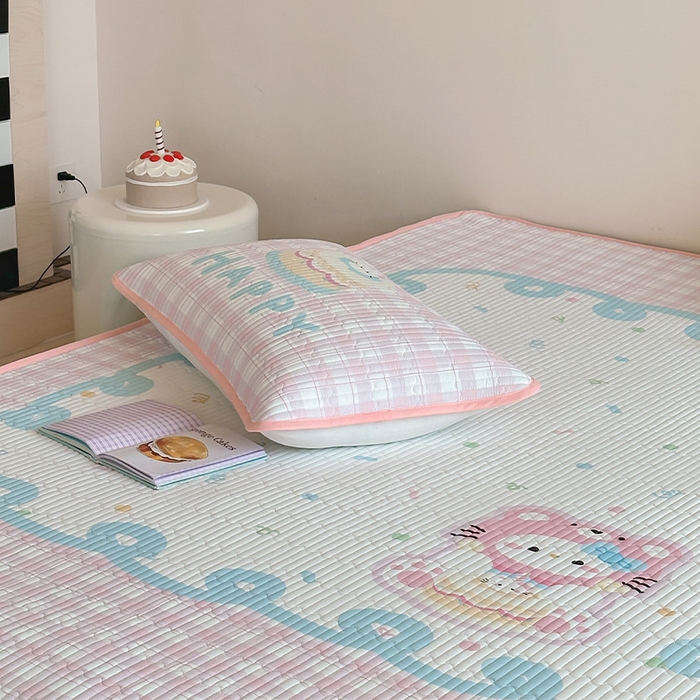 91家纺网 家纺一手货源 找家纺 RYB红黄兰 2025新款ins设计师原创大版小清新软凉席席子 蛋糕小奶猫