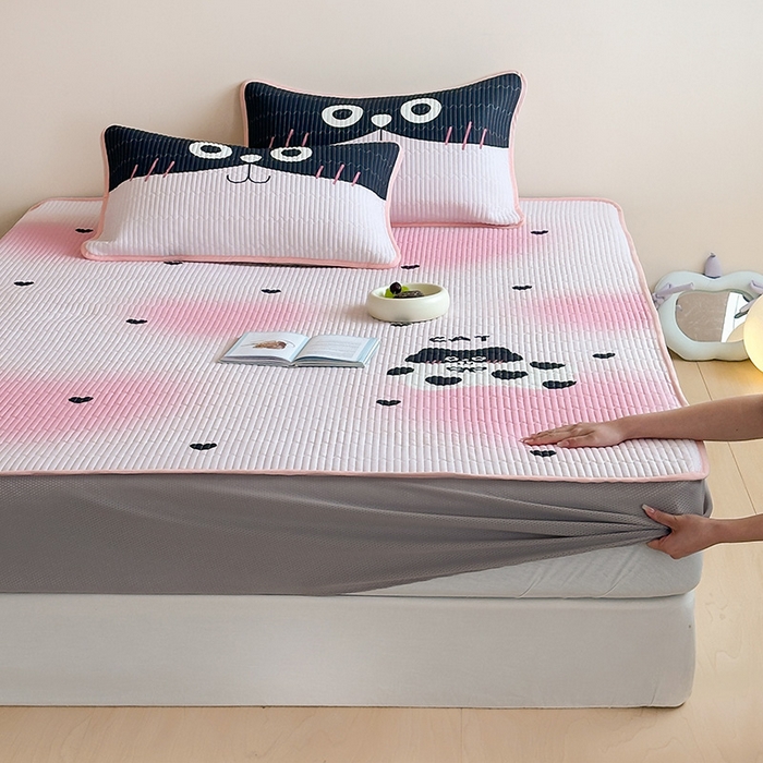 91家纺网 家纺一手货源 找家纺 RYB红黄兰 2025新款ins设计师原创大版小清新软凉席席子 爱心猫咪