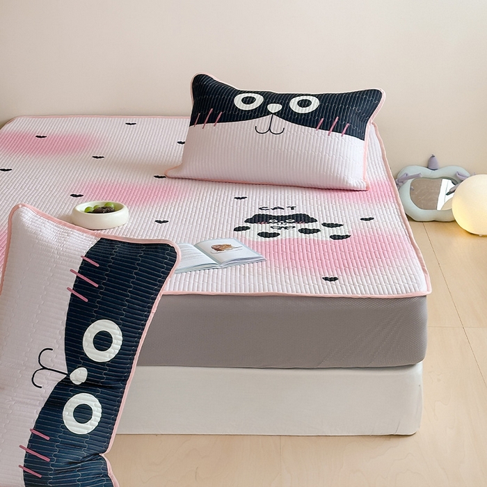 91家纺网 家纺一手货源 找家纺 RYB红黄兰 2025新款ins设计师原创大版小清新软凉席席子 爱心猫咪