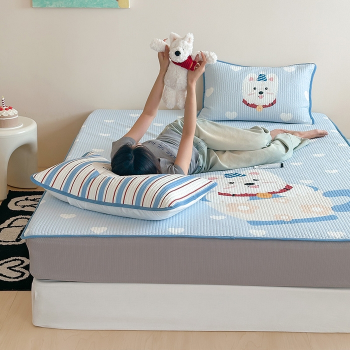 91家纺网 家纺一手货源 找家纺 RYB红黄兰 2025新款ins设计师原创大版小清新软凉席席子 茶杯西高地