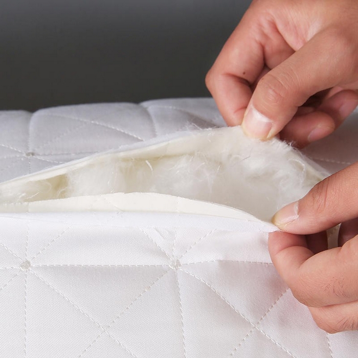 91家纺网 家纺一手货源 找家纺 雅晨枕芯 2025新款全棉绗缝乳胶枕立体护颈枕芯羽丝绒助眠枕头保健功能枕 全棉乳胶功能枕-白色 48*74cm/只