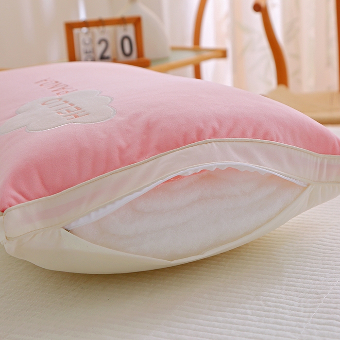 91家纺网 家纺一手货源 找家纺 （总）雅晨枕芯 2025新款HELLO纯色云朵宝宝绒羽丝绒枕枕头枕芯