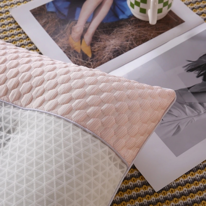 91家纺网 家纺一手货源 找家纺 雅晨枕芯 2025新款3D凉豆豆护颈椎枕头酒店助睡眠决明子枕芯感豆豆低枕枕头枕芯 粉色 48*74cm/只