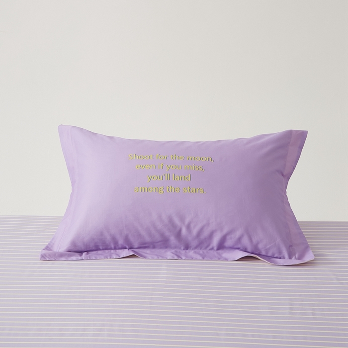 91家纺网 家纺一手货源 找家纺 8小时家纺 2025新款60支数码印花长绒棉单枕套 字母-紫