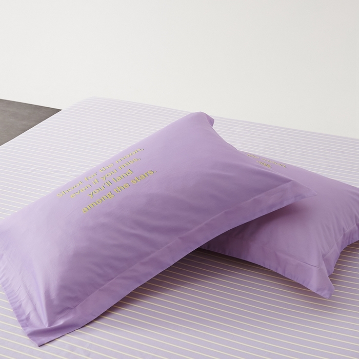 91家纺网 家纺一手货源 找家纺 8小时家纺 2025新款60支数码印花长绒棉单枕套 字母-紫