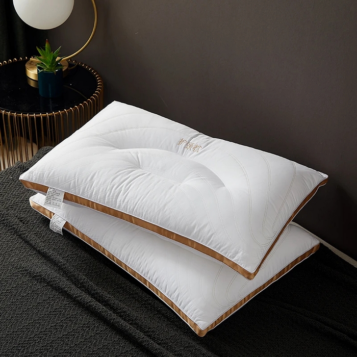 91家纺网 家纺一手货源 找家纺 雅晨枕芯 2025新款全棉纯棉保健护颈枕枕头枕芯 全棉保健护颈枕时尚金 48*74cm/只