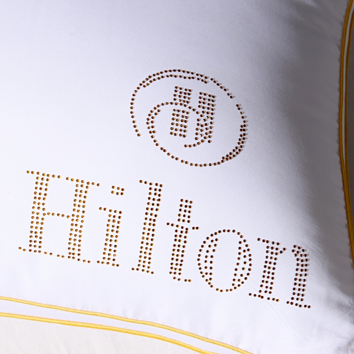 91家纺网 家纺一手货源 找家纺 雅晨枕芯 2025新款烫钻酒店枕舒适柔软羽丝绒枕头枕芯 白色-低枕 48*74cm/只