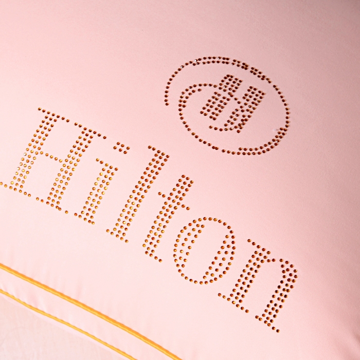 91家纺网 家纺一手货源 找家纺 雅晨枕芯 2025新款烫钻酒店枕舒适柔软羽丝绒枕头枕芯 粉色-高枕 48*74cm/只