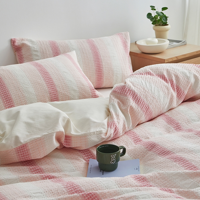 91家纺网 家纺一手货源 找家纺 怡家居 2025新款全棉纯棉提花华夫格渐变色四件套 极光渐变粉