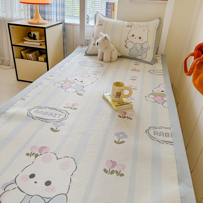 91家纺网 家纺一手货源 找家纺 安哆啦家纺 2025新款A类小清新卡通学生季宿舍床儿童用冰藤凉席席子两件套 冰藤席-花中兔