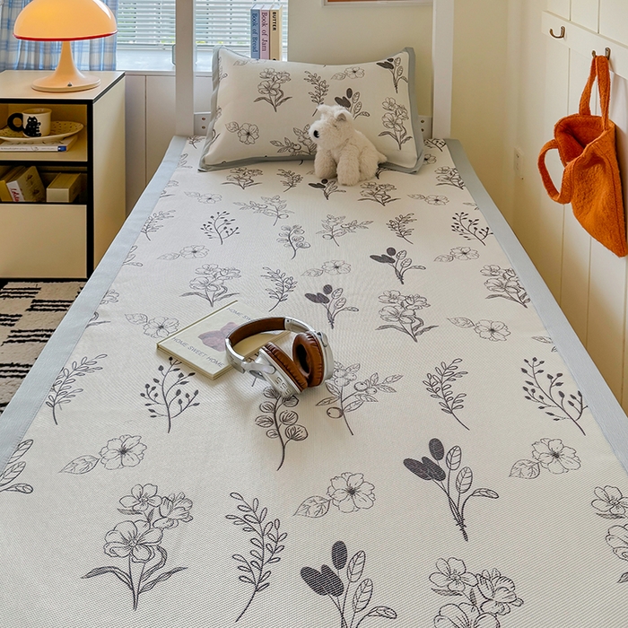 91家纺网 家纺一手货源 找家纺 安哆啦家纺 2025新款A类小清新卡通学生季宿舍床儿童用冰藤凉席席子两件套 冰藤席-空墨