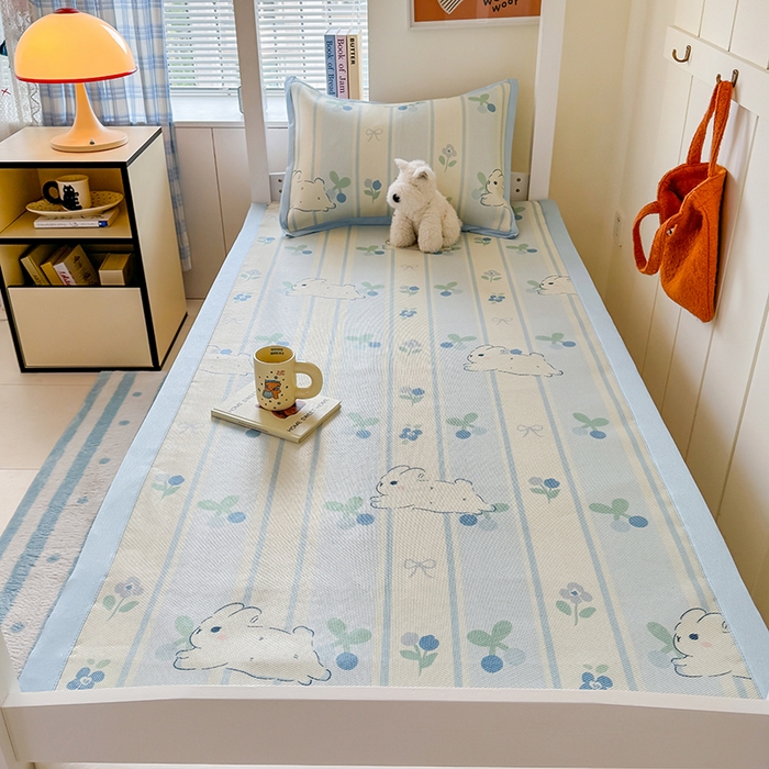 91家纺网 家纺一手货源 找家纺 安哆啦家纺 2025新款A类小清新卡通学生季宿舍床儿童用冰藤凉席席子两件套 冰藤席-蓝条兔