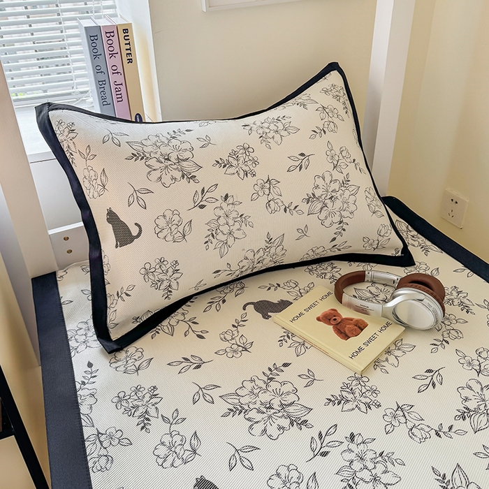 91家纺网 家纺一手货源 找家纺 安哆啦家纺 2025新款A类小清新卡通学生季宿舍床儿童用冰藤凉席席子两件套 冰藤席-猫先生