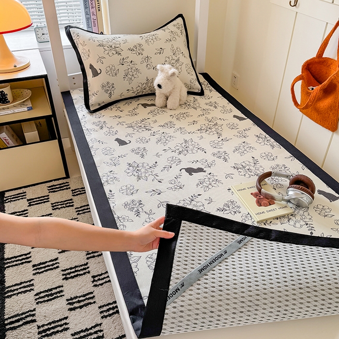 91家纺网 家纺一手货源 找家纺 安哆啦家纺 2025新款A类小清新卡通学生季宿舍床儿童用冰藤凉席席子两件套 冰藤席-猫先生