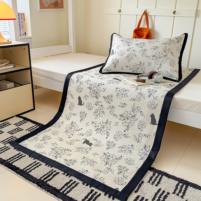 91家纺网 家纺一手货源 找家纺 安哆啦家纺 2025新款A类小清新卡通学生季宿舍床儿童用冰藤凉席席子两件套 冰藤席-猫先生