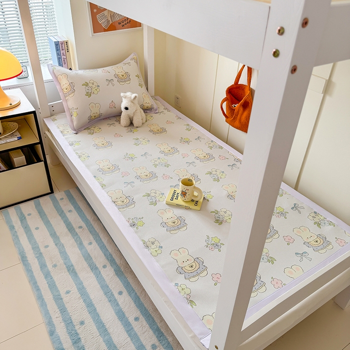 91家纺网 家纺一手货源 找家纺 安哆啦家纺 2025新款A类小清新卡通学生季宿舍床儿童用冰藤凉席席子两件套 冰藤席-萌小兔