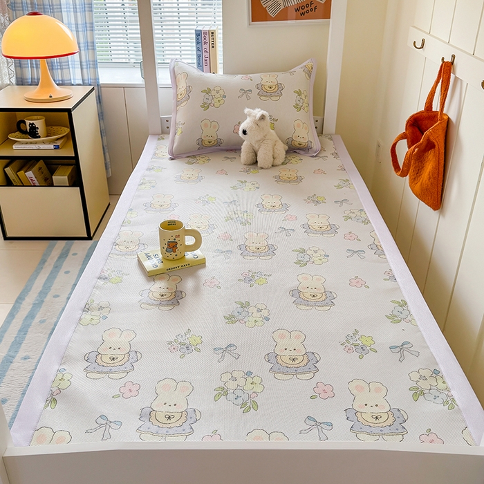 91家纺网 家纺一手货源 找家纺 安哆啦家纺 2025新款A类小清新卡通学生季宿舍床儿童用冰藤凉席席子两件套 冰藤席-萌小兔